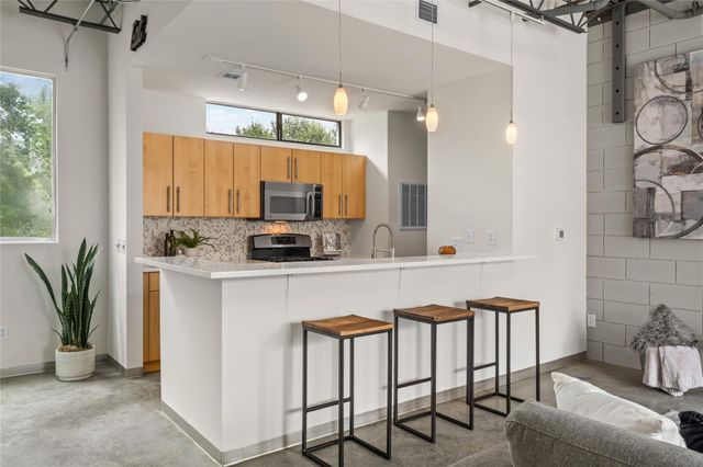 4801 S Congress Ave N2, Austin, TX 78745