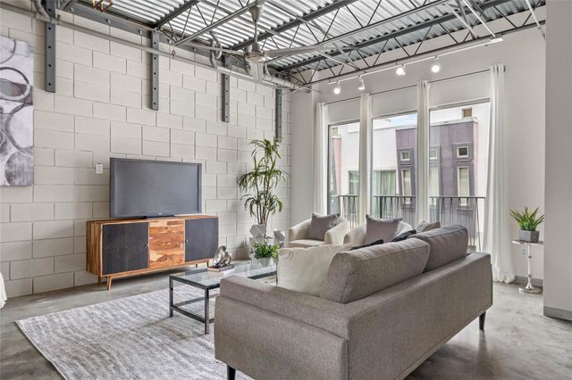 4801 S Congress Ave N2, Austin, TX 78745