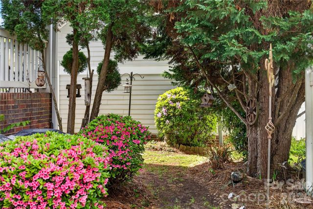 15817 Trenton Place Road, Huntersville, NC 28078