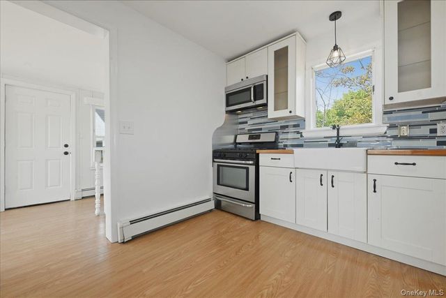 310 west Drive, Copiague, NY 11726