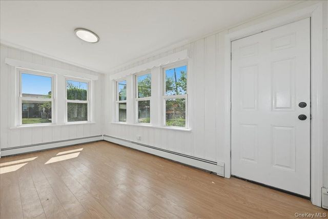 310 west Drive, Copiague, NY 11726