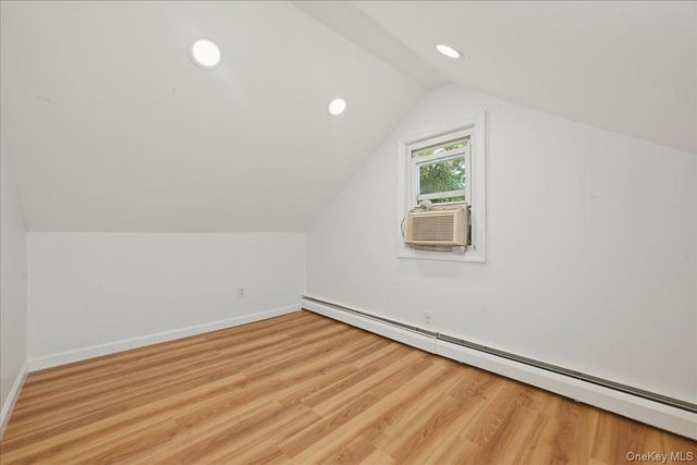 310 west Drive, Copiague, NY 11726