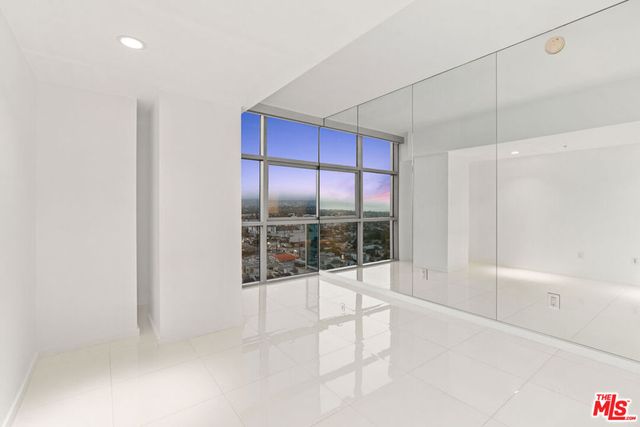 13700 Marina Pointe Drive 1915, Marina Del Rey, CA 90292