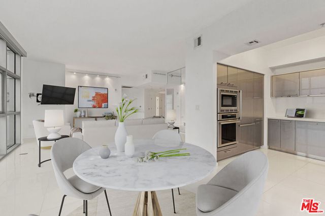 13700 Marina Pointe Drive 1915, Marina Del Rey, CA 90292