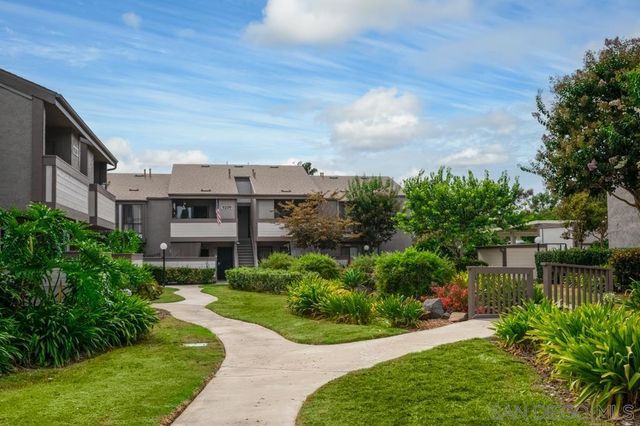 9209 Village Glen Dr 243, San Diego, CA 92123