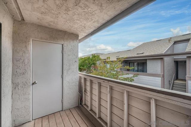 9209 Village Glen Dr 243, San Diego, CA 92123