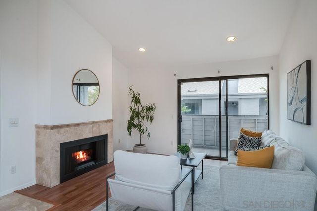 9209 Village Glen Dr 243, San Diego, CA 92123