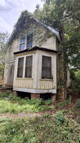1203 Old Shell Road, Mobile, AL 36604