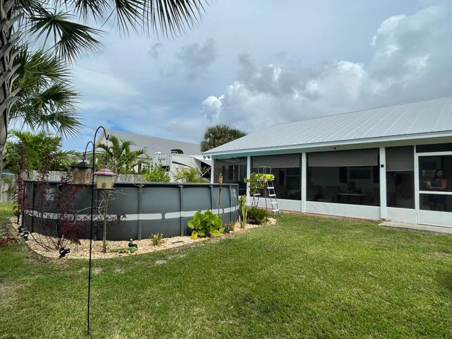 2263 4th Avenue SE, Vero Beach, FL 32962