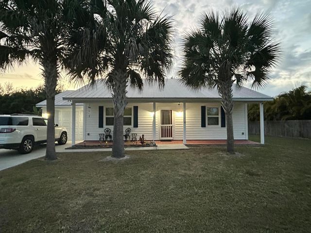 2263 4th Avenue SE, Vero Beach, FL 32962