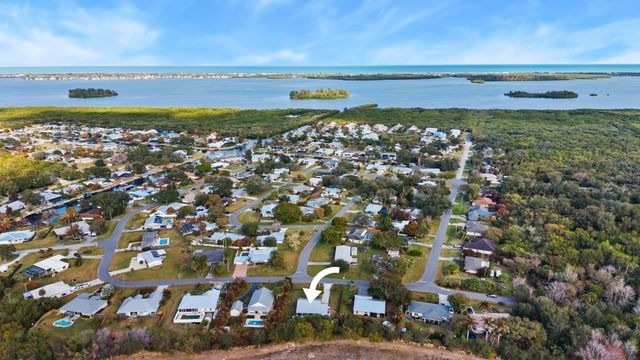 2263 4th Avenue SE, Vero Beach, FL 32962