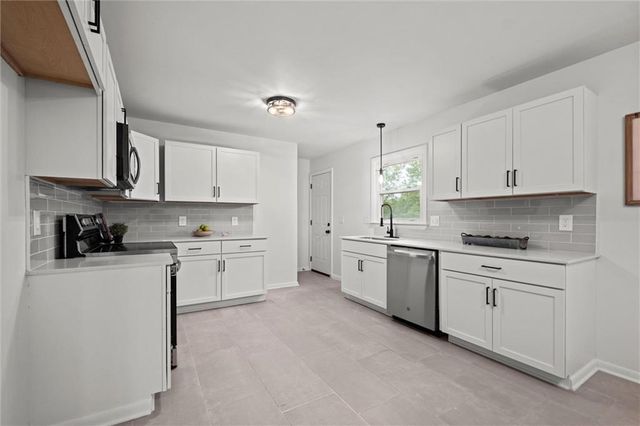 2217 N 83rd Street, Kansas City, KS 66109