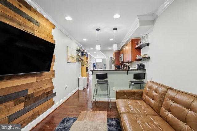 2105 E LAMLEY ST, Baltimore, MD 21231