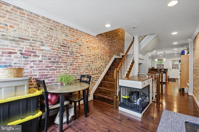 2105 E LAMLEY ST, Baltimore, MD 21231