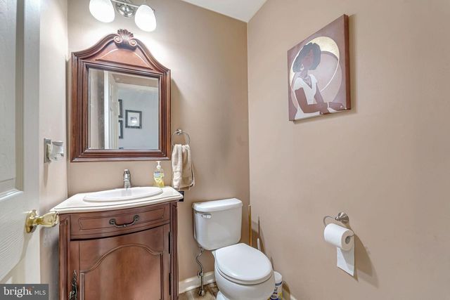 39 W ANNAPOLIS DR, Sicklerville, NJ 08081