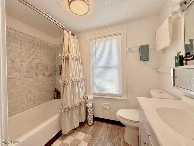 2706 New York Avenue, Parkersburg, WV 26101