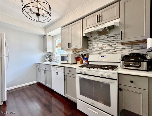 2706 New York Avenue, Parkersburg, WV 26101