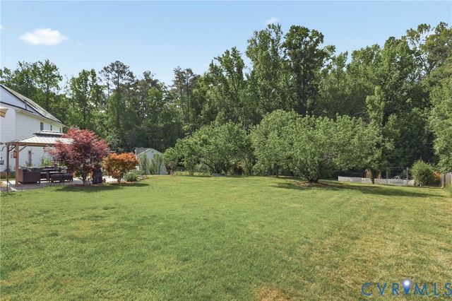2288 Thomas Kenney Dr, Glen Allen, VA 23060