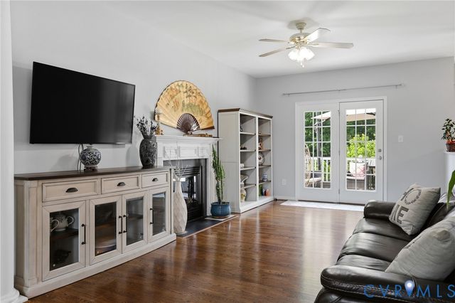 2288 Thomas Kenney Dr, Glen Allen, VA 23060