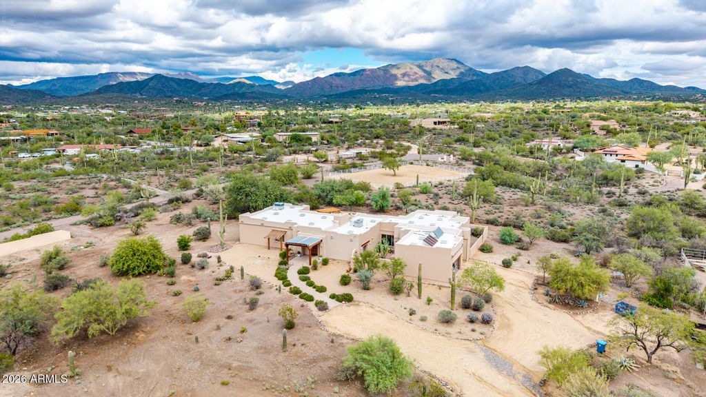 39405 N SPUR CROSS Road, Cave Creek, AZ 85331 — exterior