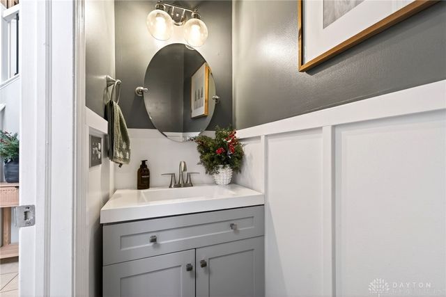 2111 Eastover Lane, Miamisburg, OH 45342