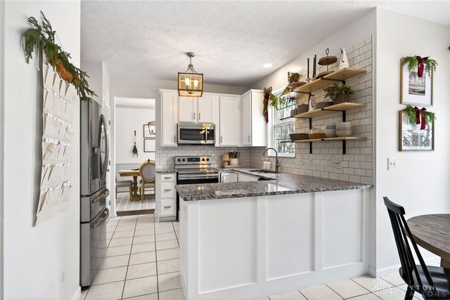 2111 Eastover Lane, Miamisburg, OH 45342