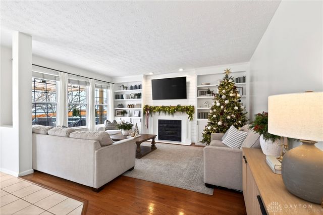 2111 Eastover Lane, Miamisburg, OH 45342