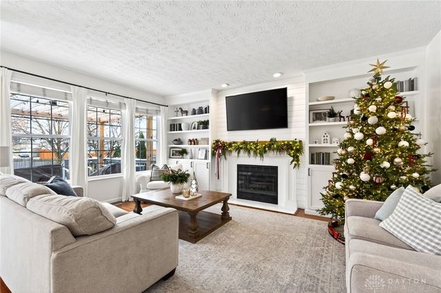 2111 Eastover Lane, Miamisburg, OH 45342