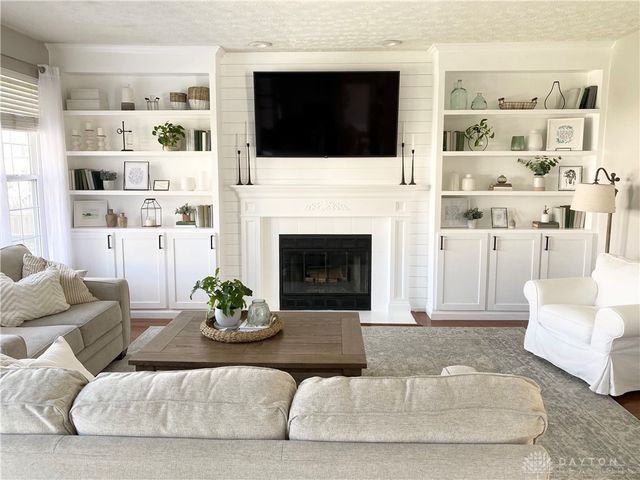 2111 Eastover Lane, Miamisburg, OH 45342