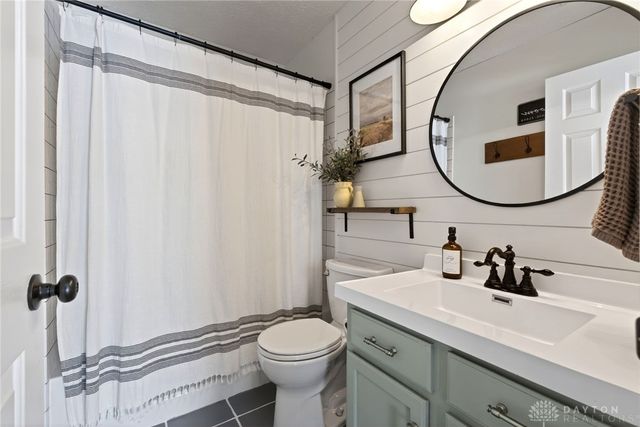 2111 Eastover Lane, Miamisburg, OH 45342