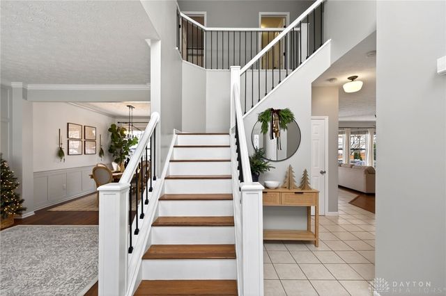 2111 Eastover Lane, Miamisburg, OH 45342