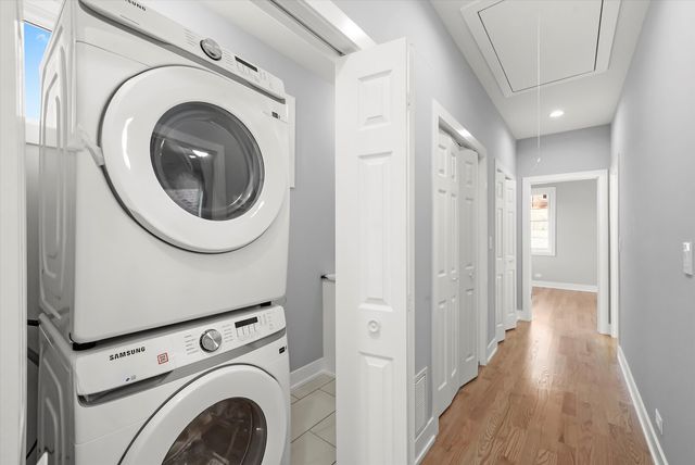 657 N PINE Avenue, Chicago, IL 60644