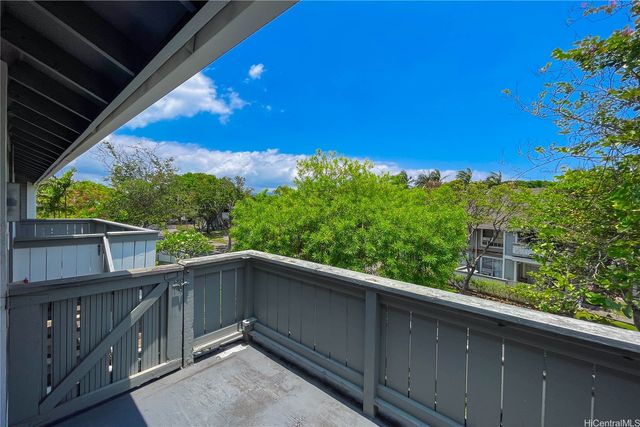 500 Mananai Place 17V, Honolulu, HI 96818