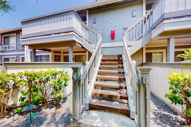 500 Mananai Place 17V, Honolulu, HI 96818