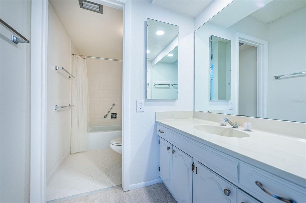 Image 23 of property listing at 634 EDGEWATER DRIVE 849, Dunedin, FL 34698