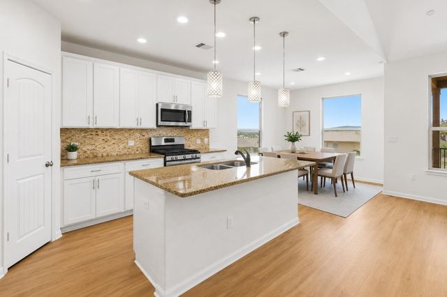 304 Santa Maria ST, Georgetown, TX 78628