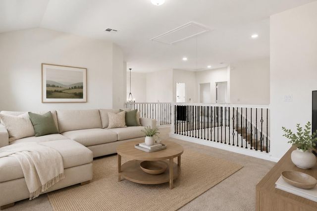304 Santa Maria ST, Georgetown, TX 78628
