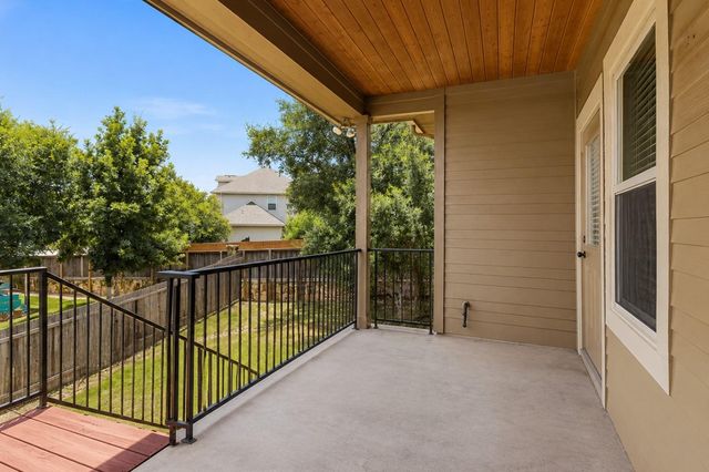 304 Santa Maria ST, Georgetown, TX 78628