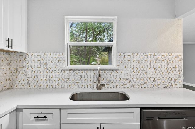 1035 San Francisco, San Antonio, TX 78201