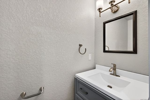 1035 San Francisco, San Antonio, TX 78201