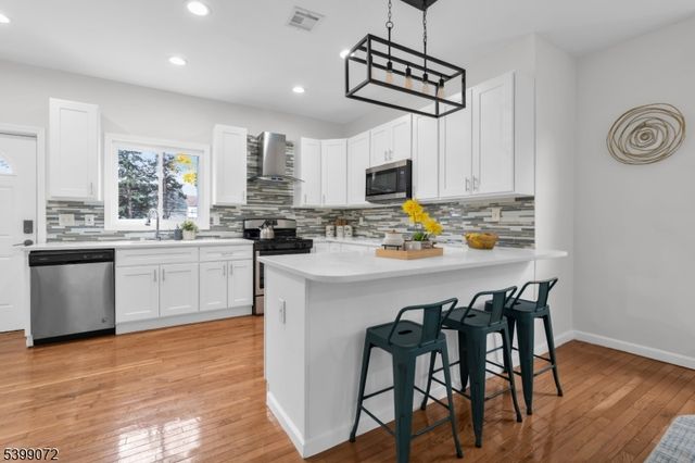 1107 Drake Ave, Roselle Boro, NJ 07203