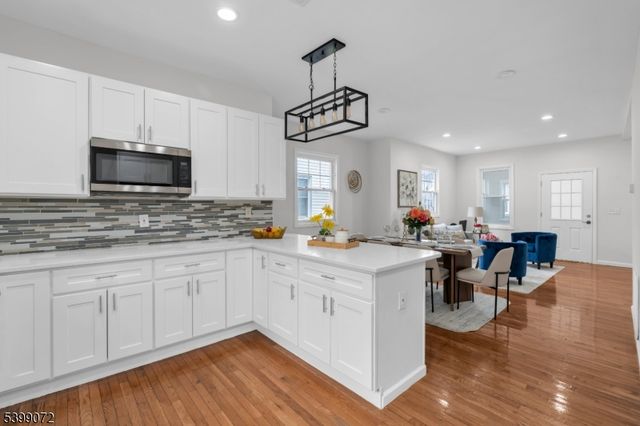 1107 Drake Ave, Roselle Boro, NJ 07203