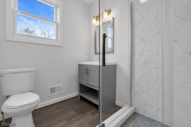 1107 Drake Ave, Roselle Boro, NJ 07203