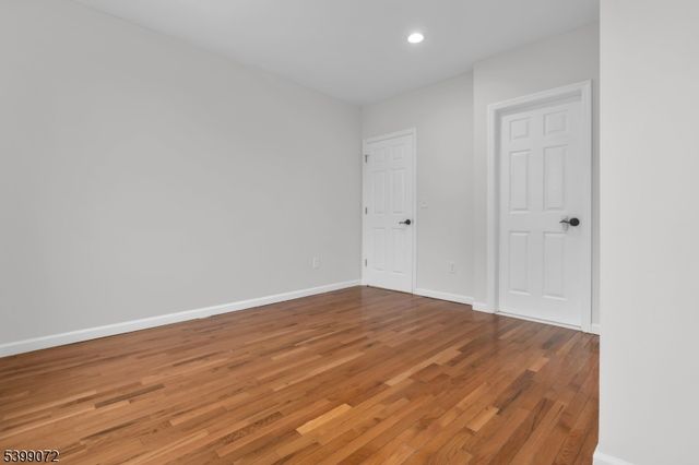 1107 Drake Ave, Roselle Boro, NJ 07203