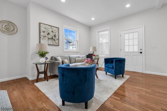 1107 Drake Ave, Roselle Boro, NJ 07203