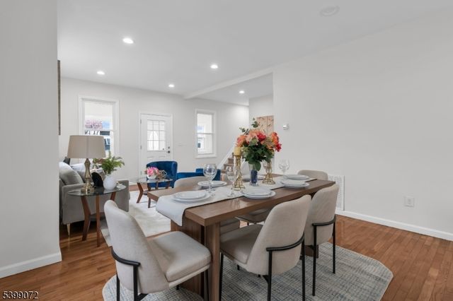 1107 Drake Ave, Roselle Boro, NJ 07203