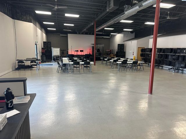 3180 W Clearwater Ave Ste S And, Kennewick, WA 99336