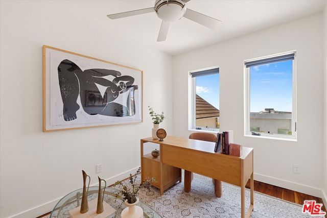 2700 Glendower Avenue, Los Angeles, CA 90027
