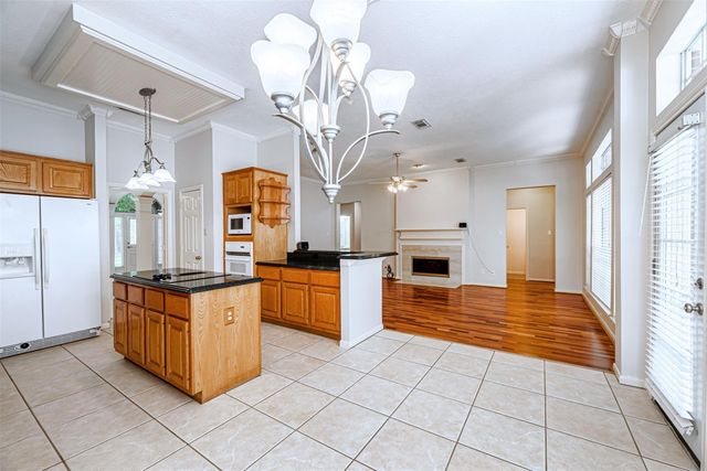 5211 High Glen Court, Houston, TX 77345