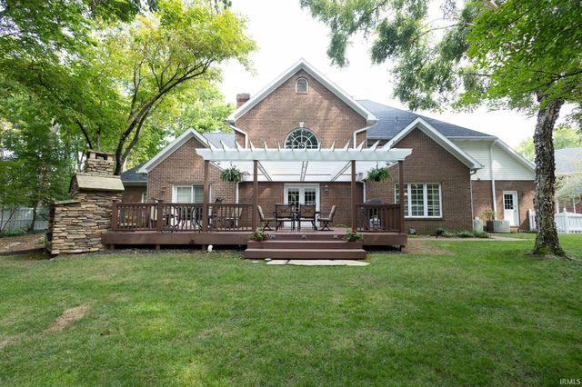 10480 WATERFORD Place, Newburgh, IN 47630